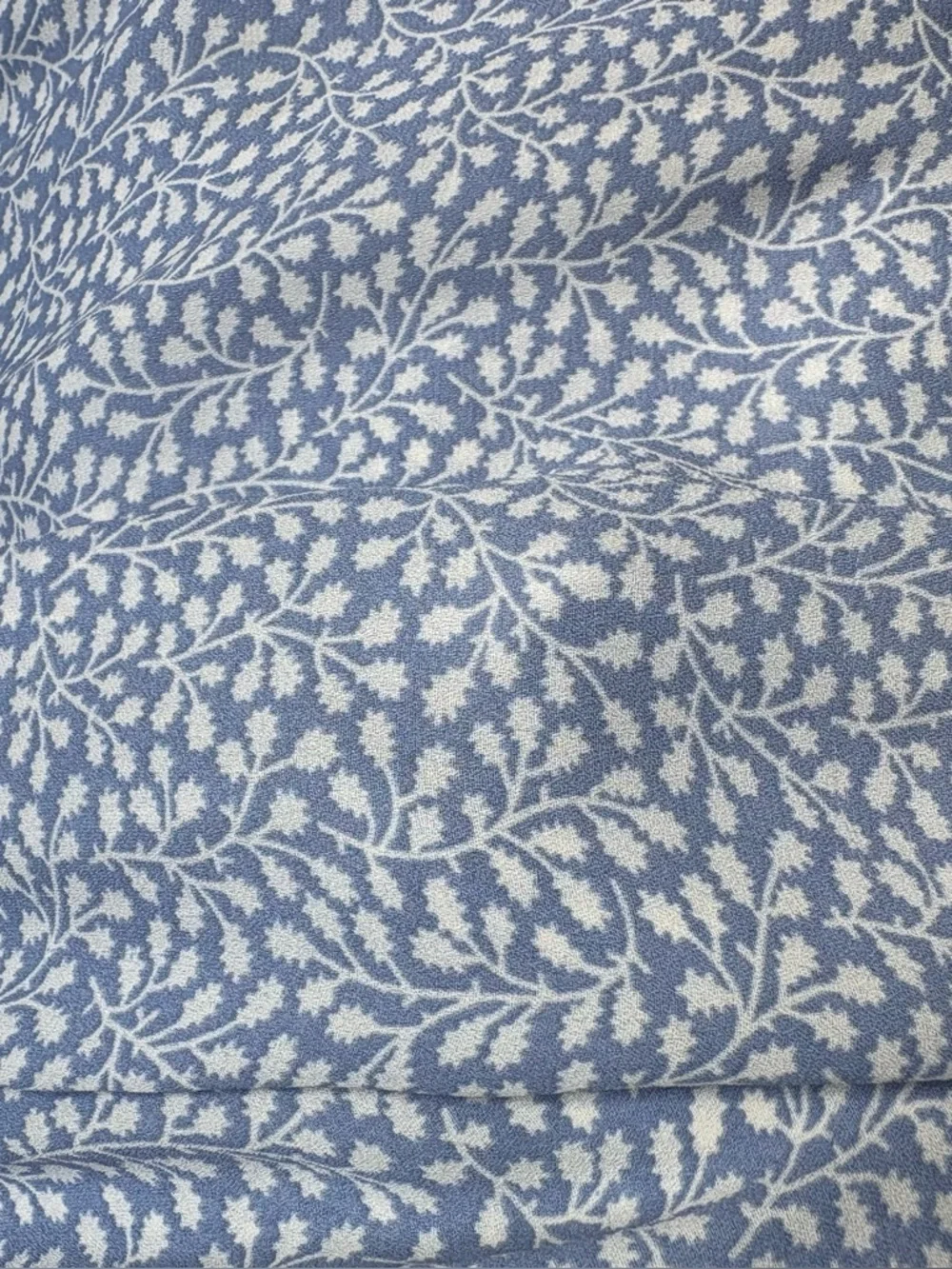 H&M women's floral button down long sleeves shirt/blouse size S/M (6) blue/white - Picture 5 of 5